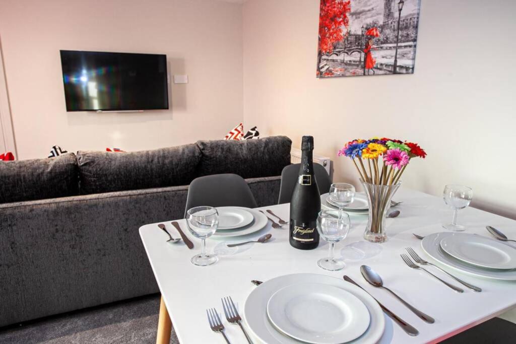 Fabulous Newly Refurbished Apartment - Great Links Bury  Buitenkant foto